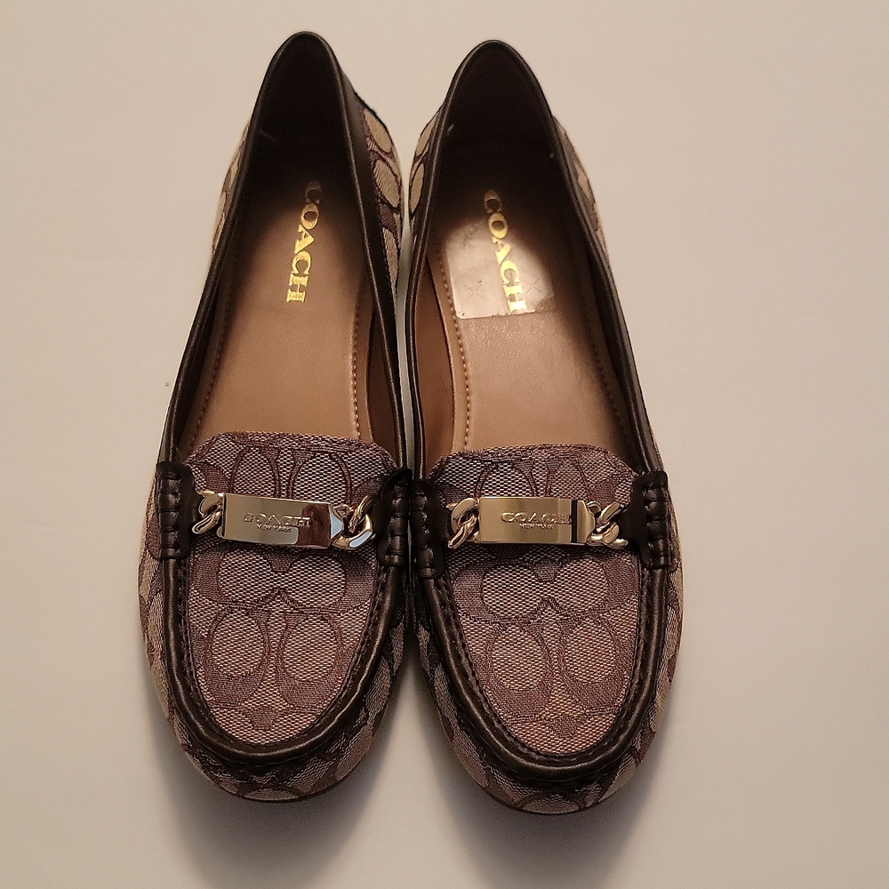 Coach Olive Signature C Slip On Loafer Size US 9.5 Never Worn